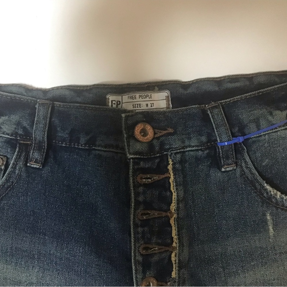 Free People cutoff denim shorts! New with tags - Picture 8 of 8